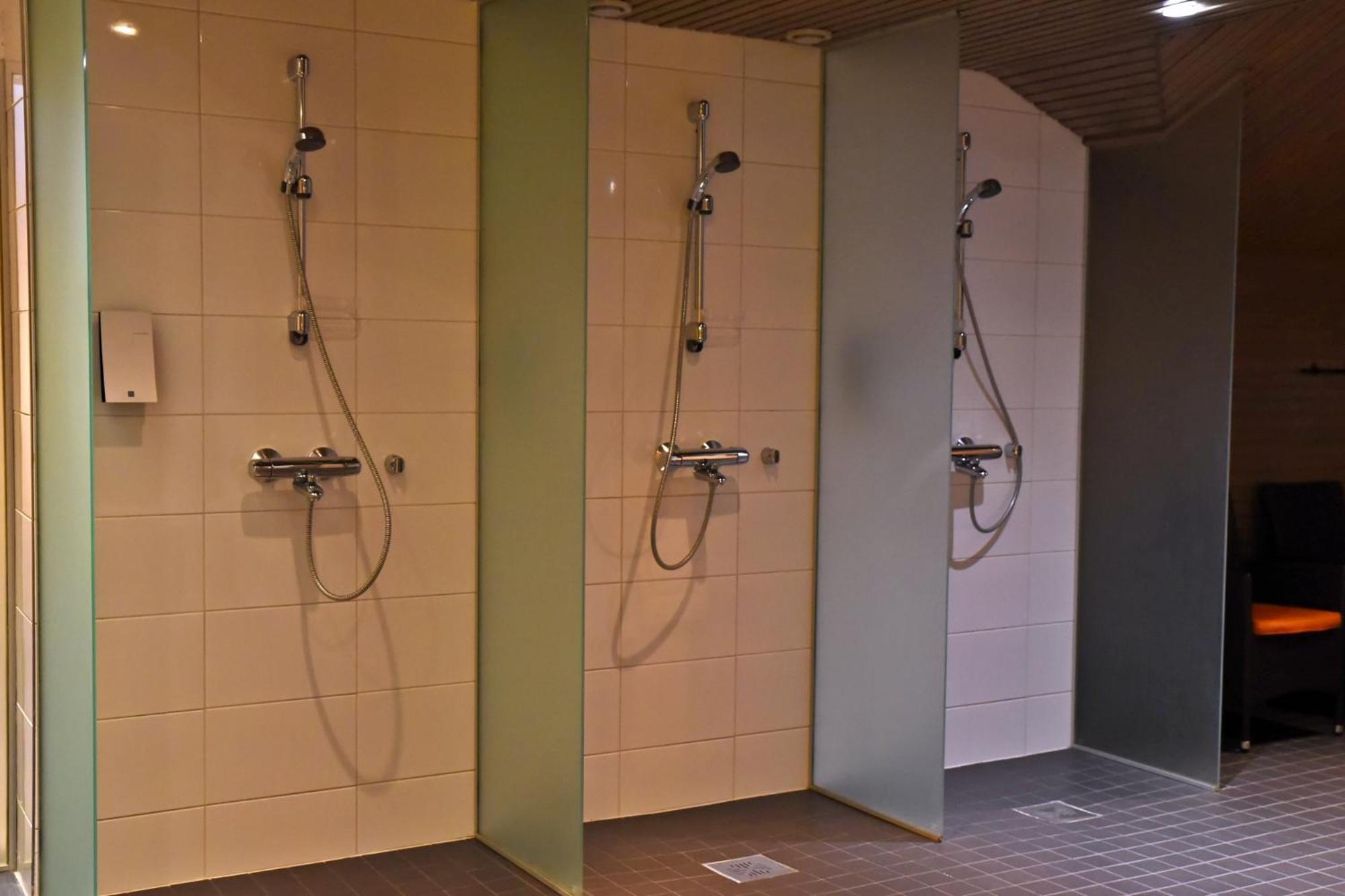 Levi Suites Unna Mannu Стая снимка