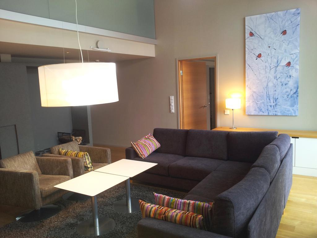 Levi Suites Unna Mannu Стая снимка